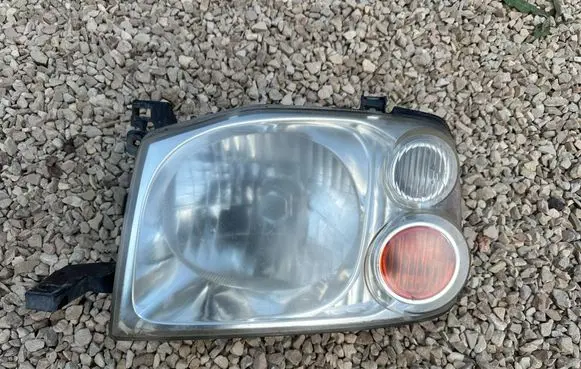Nissan King Cab, Navara Headlight/headlamp 26060VK426 26075VK410