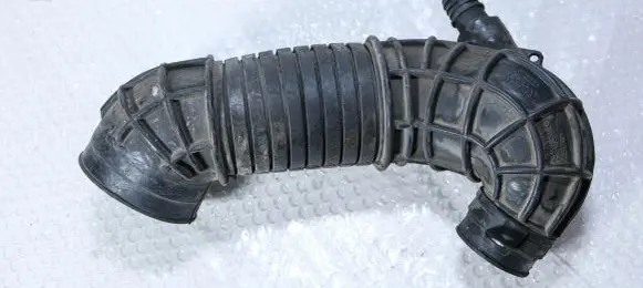 Audi A4 S4 B7 8E 8H Intercooler hose/pipe 8E0129615J