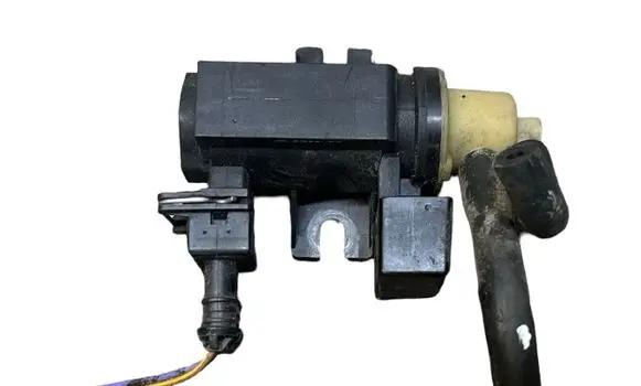 Opel Zafira C Turbo solenoid valve 55566898 70307300