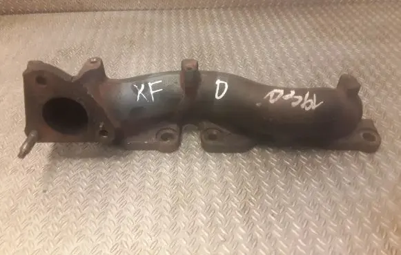 Jaguar XF X250 Exhaust manifold 4R8Q9430BC