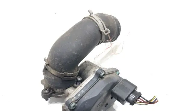 Skoda Octavia Mk3 (5E) EGR valve 04L131501M