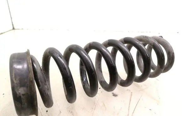 BMW 1 E81 E87 Rear coil spring
