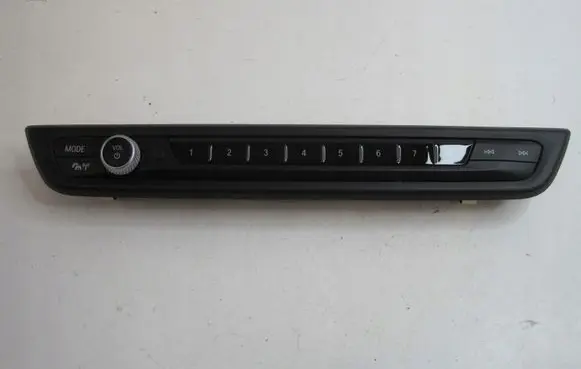 BMW 2 Active Tourer U06 Central console control unit 7949339