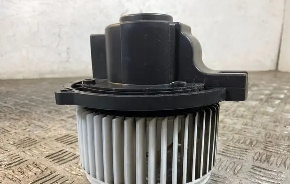 Opel Antara Heater fan/blower 615981 12B29