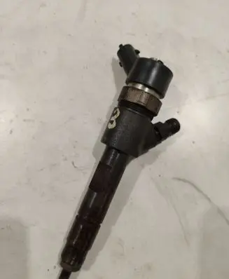 Renault Scenic II - Grand scenic II Fuel injector 0445110230 8200389369