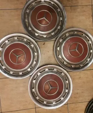 Mercedes-Benz COMPAKT W115 R14 wheel hub/cap/trim J107108109