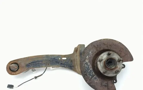 Rear wheel hub spindle/knuckle