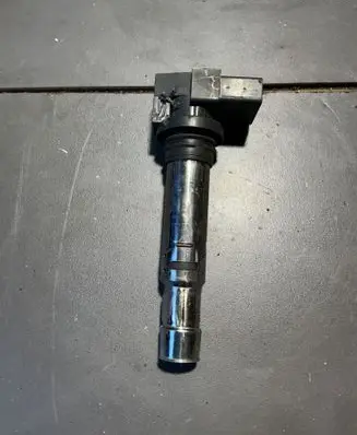 Volkswagen Golf Plus High voltage ignition coil U5002