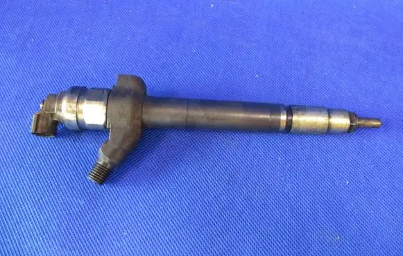 Ford Transit Fuel injector 6C1Q9K546AC 04P00684
