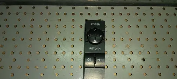 Head unit multimedia control
