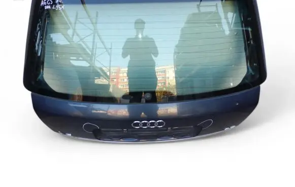 Audi A6 S6 C5 4B Tailgate/trunk/boot lid