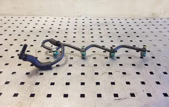 Citroen DS4 Fuel return line/hose 