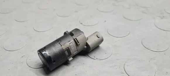 BMW 5 E60 E61 Parking PDC sensor 6989071