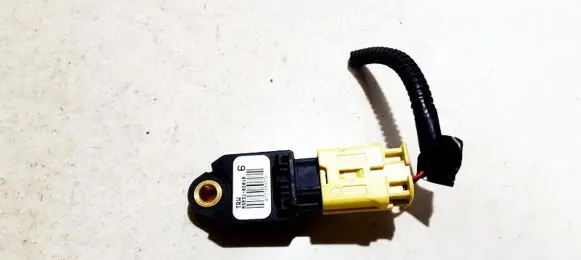 Toyota Yaris Airbag deployment crash/impact sensor 898310d010 0737159372