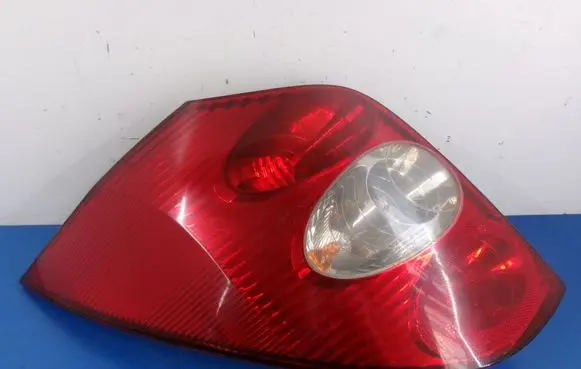 Renault Laguna II Rear/tail lights 8200002471