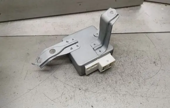 Toyota Avensis T250 Power steering control unit/module 8965005030 6900000563 1129000630