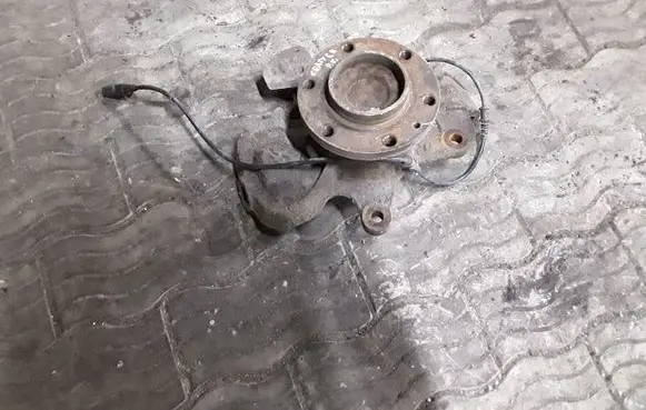 Volkswagen Crafter Front wheel hub NOCODE