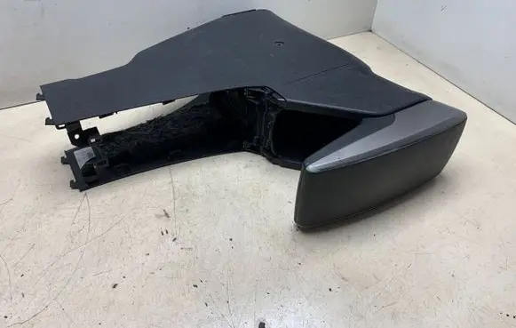 Toyota Verso Armrest 588280F010