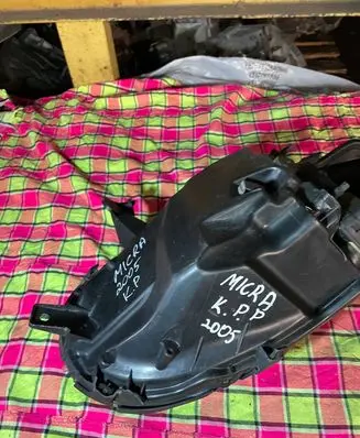 Nissan Micra Headlight/headlamp