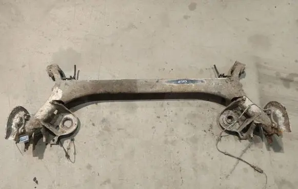 Citroen C4 I Rear subframe 