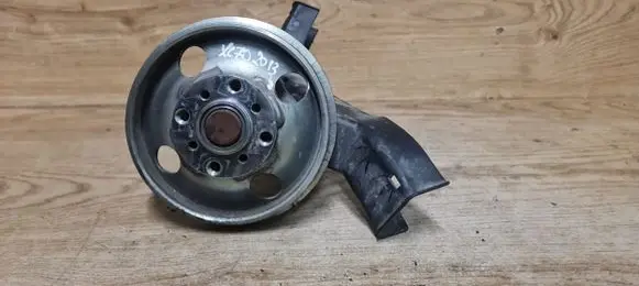 Volvo XC70 Generator/alternator belt tensioner 31258133