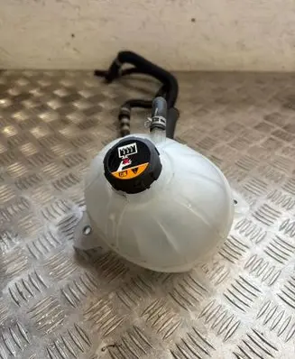 KIA Sportage Coolant expansion tank/reservoir 25430D3700