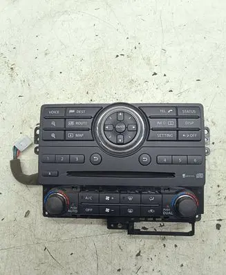 Nissan Navara D40 Climate control unit 28395