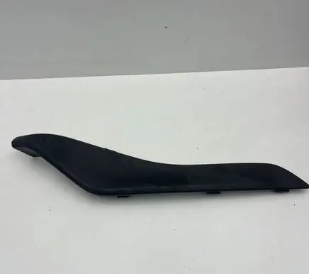 Volvo XC60 Front bumper splitter molding 31352458