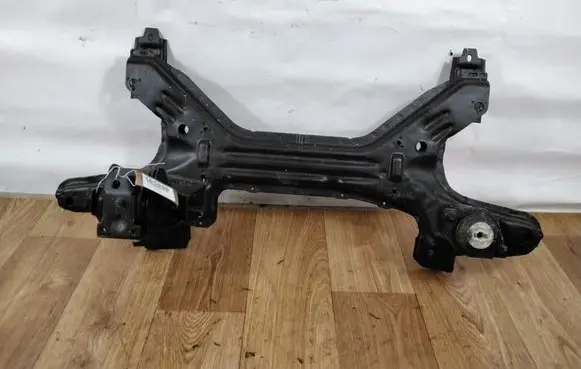 Volkswagen PASSAT B3 Front subframe