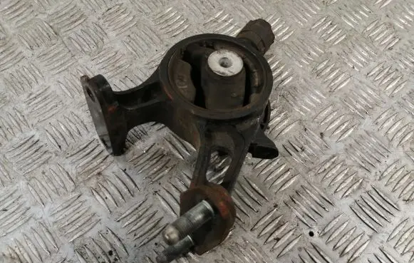 Toyota Auris 150 Engine mount bracket 123710R020