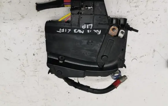 Ford Focus Current control relay 