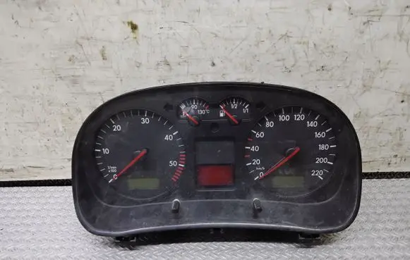 Volkswagen Golf IV Speedometer (instrument cluster) 1J0920825B
