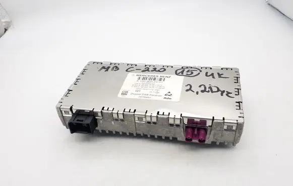 Mercedes-Benz C AMG W204 Antenna control unit A1669003407 A1668202089 A1669027703