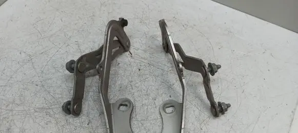 Ford S-MAX Engine bonnet/hood hinges 6M21U16800AA 6M21U16801AA C8Q8A