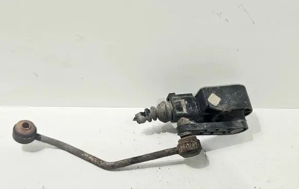 Audi A6 S6 C6 4F Front height sensor lever 1T0907503
