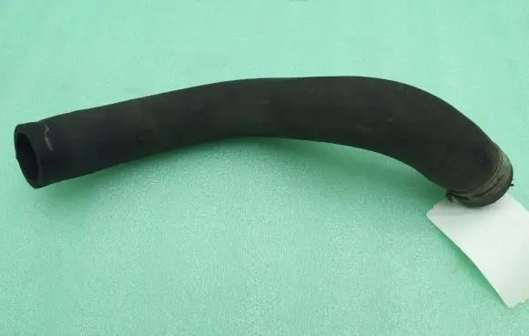 Porsche 911 996 Engine coolant pipe/hose