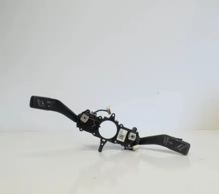 Skoda Octavia Mk2 (1Z) Indicator stalk