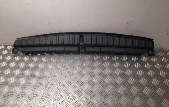 BMW iX1 Trunk/boot sill cover protection 7948309