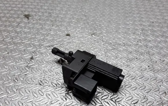 Clutch pedal sensor