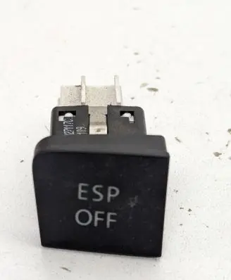 Volkswagen PASSAT B6 ESP (stability program) switch 3C0927117C 02109