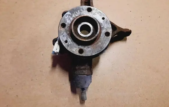 Citroen C4 I Front wheel hub spindle knuckle
