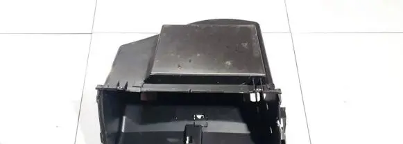 Peugeot 206 Glove box 9624693377 1846711016