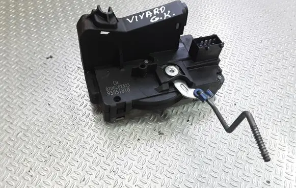 Loading door lock