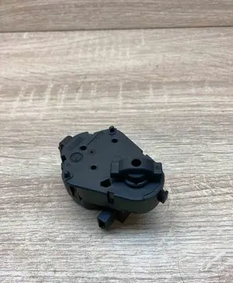 BMW X5 E53 Air flap motor/actuator 6902699