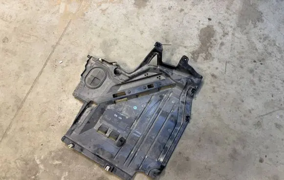 BMW X1 U11 Side bottom protection 9465694 51759465694