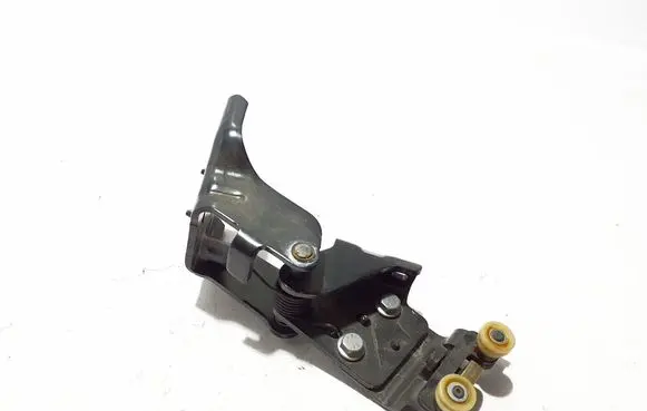 Renault Kangoo III Sliding door middle roller runner 824122907R