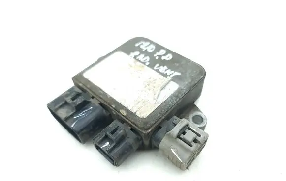 Tesla Model S Fan control module 