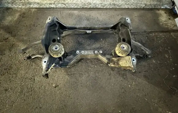 Mercedes-Benz CLK A209 C209 Front subframe 2036280657
