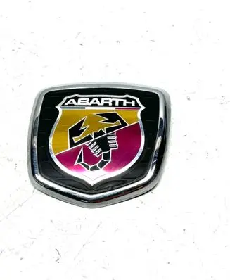 Fiat 500 Abarth Manufacturers badge/model letters B632