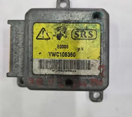 Land Rover Freelander Airbag control unit/module YWC106360 E0006 F990250506K